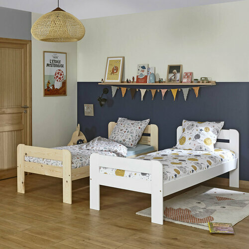 Chambre enfant avec le lit Sundy en coloris blanc et bois