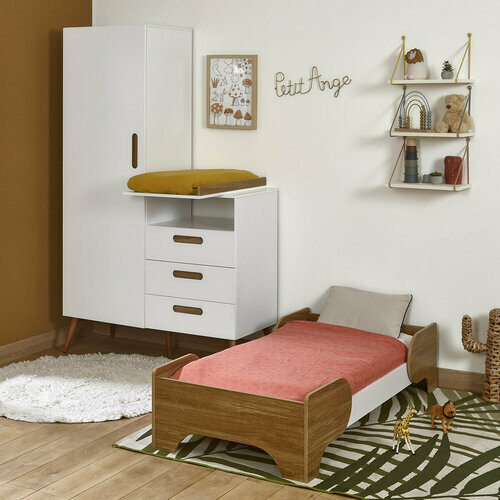 Chambre enfant avec lit Pango et l'amoire  langer